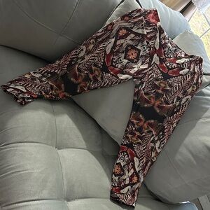 Onzie Abstract Red and Black Leggings